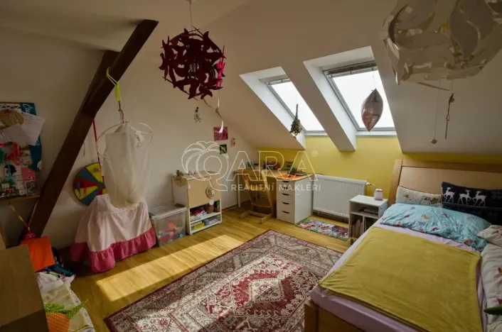 Prodej atypického bytu, Kolín - Kolín II, Mikoláše Alše, 153 m2