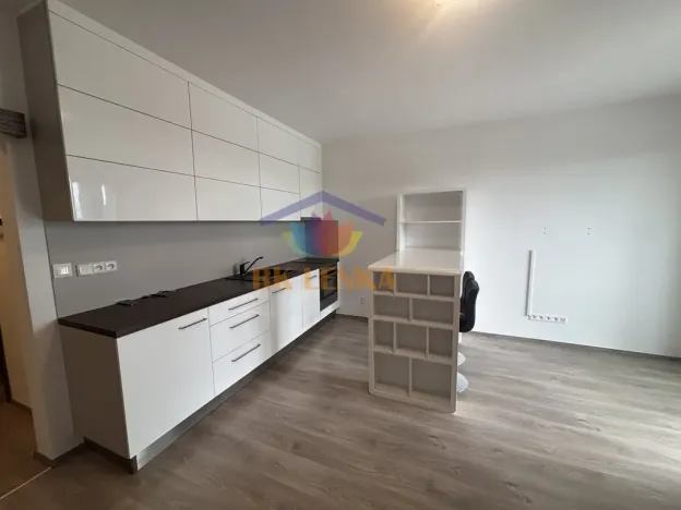 Pronájem bytu 1+kk, Ostrava - Poruba, Sokolovská, 30 m2