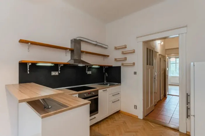 Pronájem bytu 2+kk, Praha - Smíchov, Holečkova, 38 m2