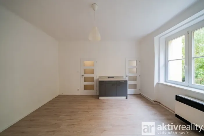Pronájem bytu 2+1, Praha - Holešovice, Stupkova, 41 m2