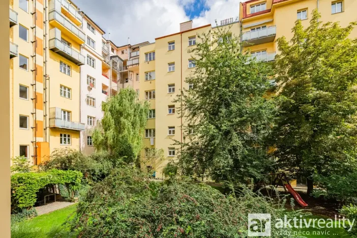 Pronájem bytu 2+1, Praha - Holešovice, Stupkova, 41 m2