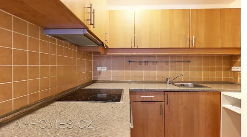Pronájem bytu 2+kk, Praha - Vysočany, Pod Harfou, 48 m2