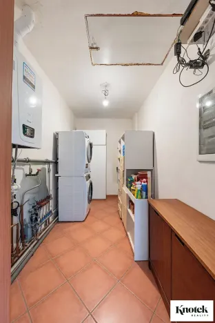 Prodej rodinného domu, Hoštice, 168 m2