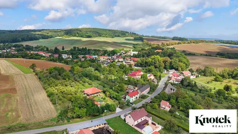 Prodej rodinného domu, Hoštice, 168 m2