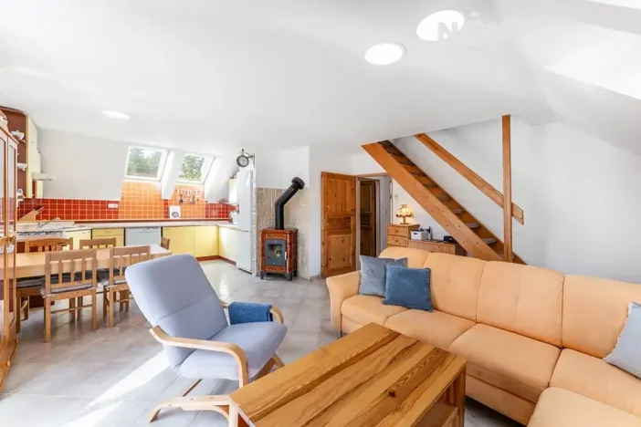 Prodej rodinného domu, Mukařov, Pod hrází, 180 m2