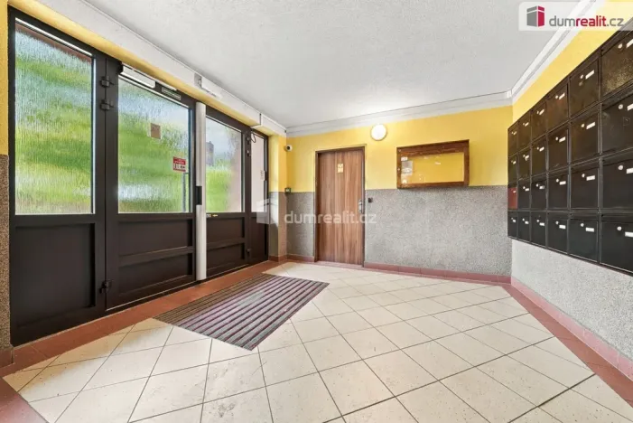 Prodej bytu 2+1, Karlovy Vary - Drahovice, Anglická, 59 m2