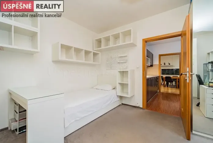 Prodej bytu 3+1, Praha - Hlubočepy, Högerova, 84 m2