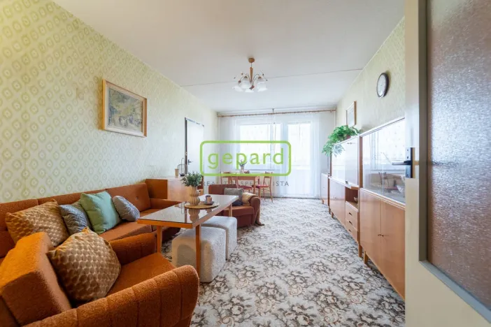 Prodej bytu 3+1, Strakonice - Přední Ptákovice, Povážská, 64 m2