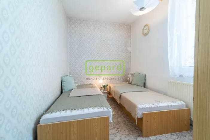 Prodej bytu 3+1, Strakonice - Přední Ptákovice, Povážská, 64 m2
