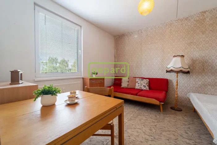 Prodej bytu 3+1, Strakonice - Přední Ptákovice, Povážská, 64 m2