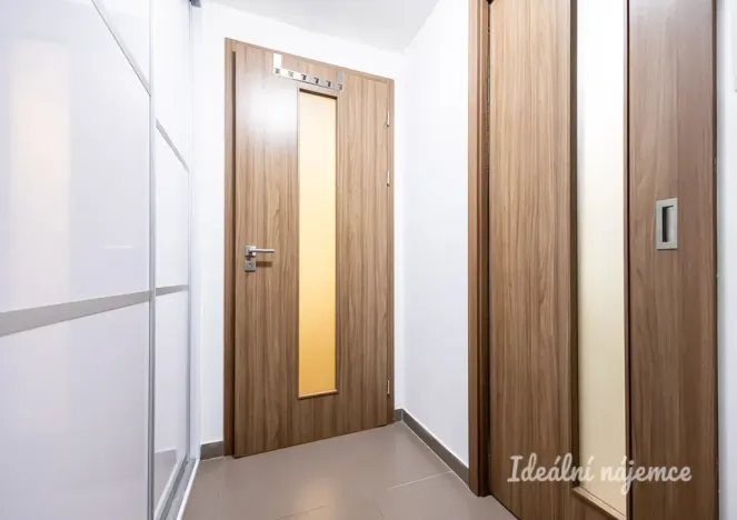 Pronájem bytu 2+kk, Praha - Žižkov, Hartigova, 44 m2