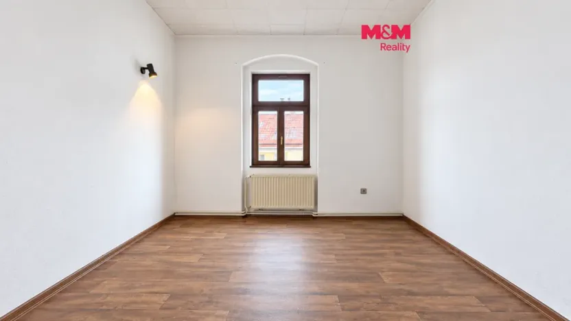 Pronájem kanceláře, Klášterec nad Ohří, Chomutovská, 9 m2