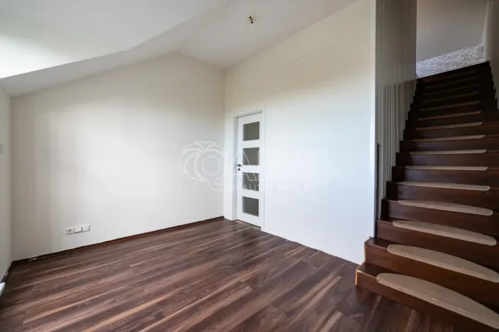 Prodej bytu 5+kk, Holubice, Za Dvorem, 117 m2