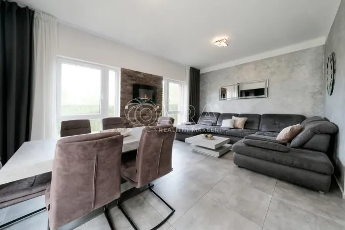 Pronájem rodinného domu, Nelahozeves - Lešany, V Cihelnách, 124 m2