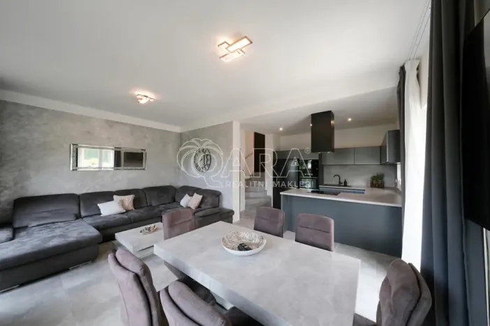 Pronájem rodinného domu, Nelahozeves - Lešany, V Cihelnách, 124 m2