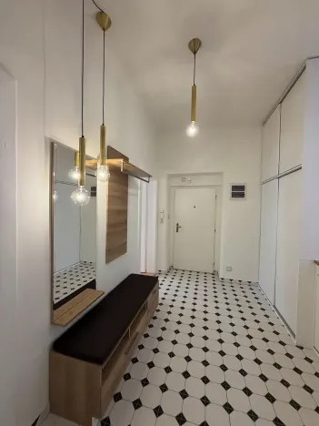 Pronájem bytu 2+kk, Praha - Žižkov, Křišťanova, 58 m2
