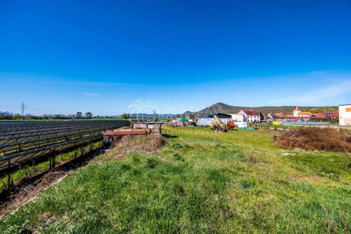 Prodej komerčního pozemku, Mlékojedy, 2769 m2