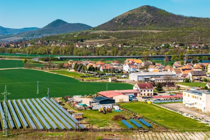 Prodej komerčního pozemku, Mlékojedy, 2769 m2