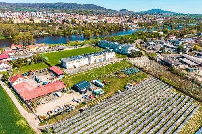 Prodej komerčního pozemku, Mlékojedy, 3769 m2