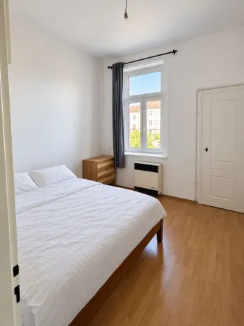 Pronájem bytu 2+kk, Praha - Vinohrady, Lužická, 53 m2