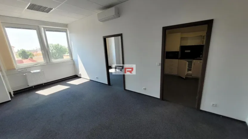 Pronájem kanceláře, Olomouc - Hodolany, Hálkova, 106 m2