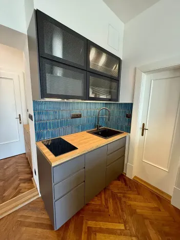 Pronájem bytu 1+kk, Praha - Nové Město, Na výtoni, 36 m2