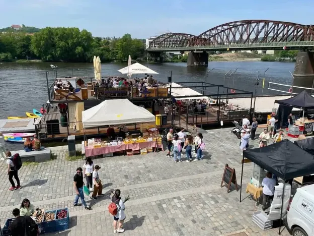 Pronájem bytu 1+kk, Praha - Nové Město, Na výtoni, 36 m2