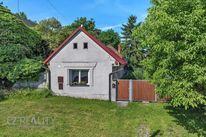 Prodej rodinného domu, Vlkov pod Oškobrhem, 82 m2