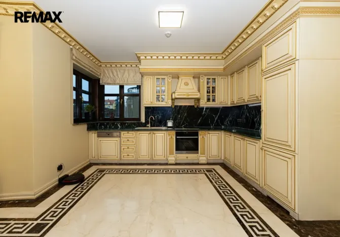 Pronájem rodinného domu, Praha - Kunratice, 450 m2
