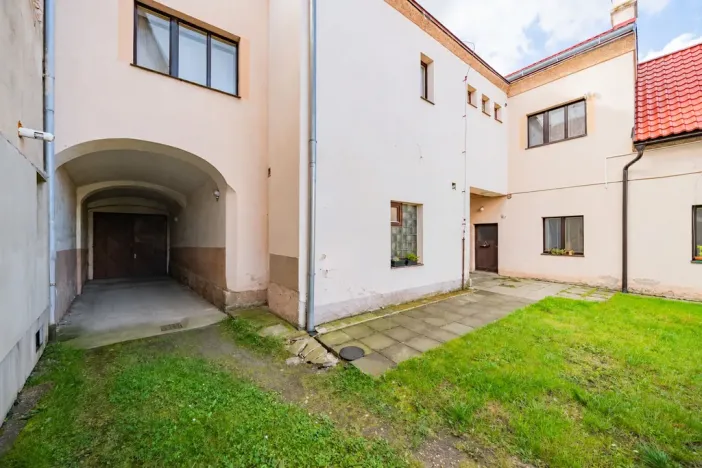 Prodej rodinného domu, Chlumec nad Cidlinou, 700 m2
