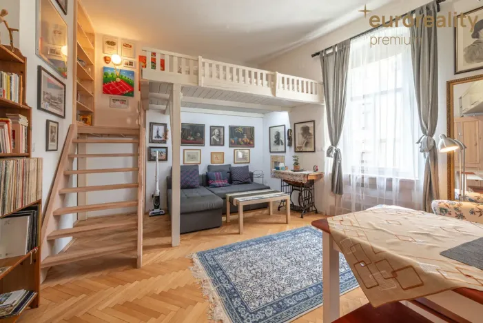 Prodej bytu 1+kk, Mariánské Lázně, Žižkova, 25 m2