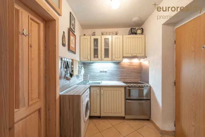 Prodej bytu 1+kk, Mariánské Lázně, Žižkova, 25 m2