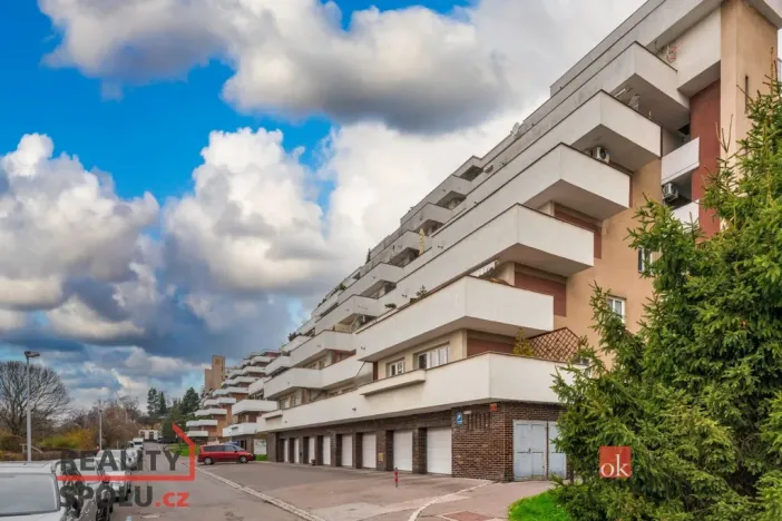 Prodej bytu 3+1, Praha, 72 m2