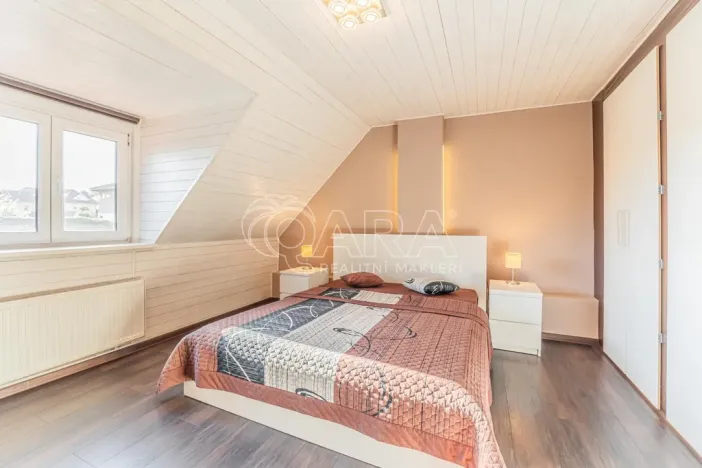 Prodej rodinného domu, Buštěhrad, U Cihelny, 155 m2