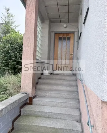 Prodej rodinného domu, Dobrovice - Holé Vrchy, 250 m2