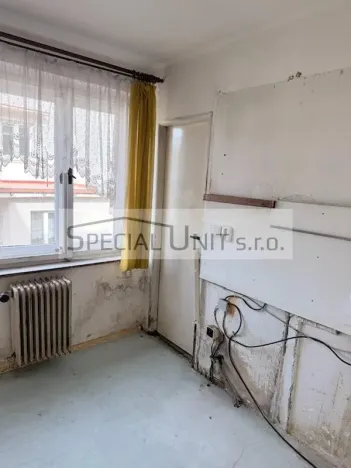 Prodej rodinného domu, Dobrovice - Holé Vrchy, 250 m2