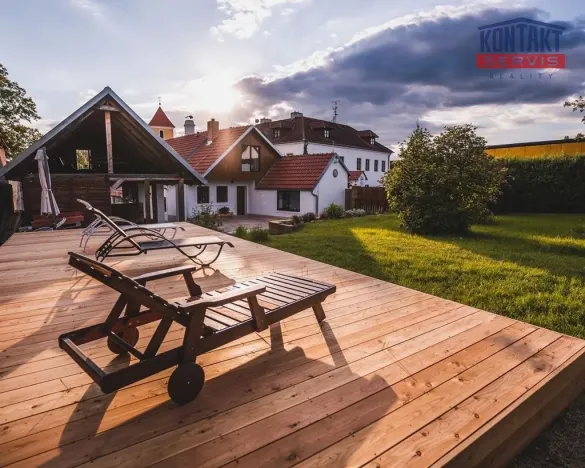Pronájem chalupy, Mojné - Černice, 1065 m2