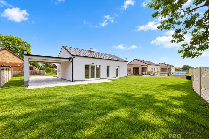 Prodej rodinného domu, Kladruby nad Labem - Bílé Vchynice, 123 m2