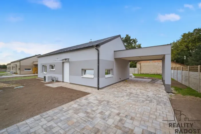 Prodej rodinného domu, Kladruby nad Labem - Bílé Vchynice, 123 m2