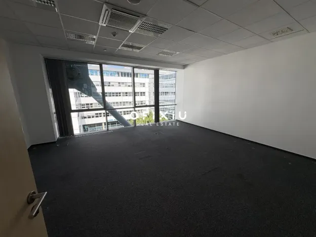 Pronájem kanceláře, Praha - Smíchov, Karla Engliše, 1006 m2