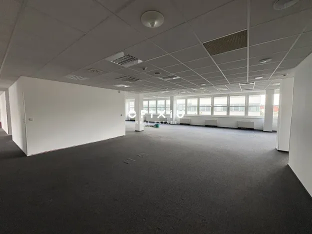Pronájem kanceláře, Praha - Smíchov, Karla Engliše, 1006 m2