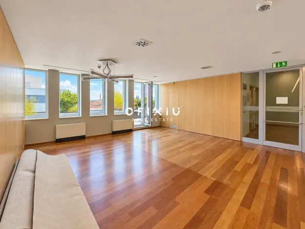 Pronájem kanceláře, Praha - Smíchov, Karla Engliše, 1500 m2