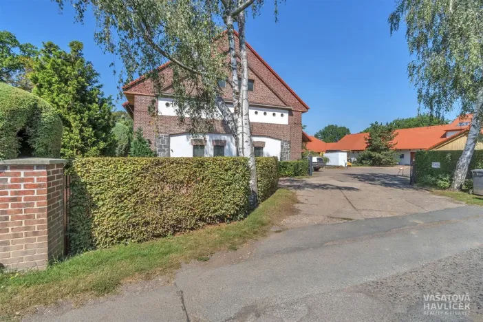 Pronájem skladu, Hradec Králové, Zelená, 413 m2