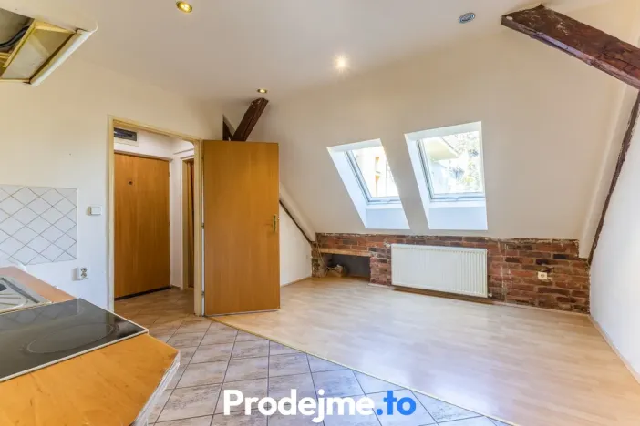 Prodej bytu 1+1, Znojmo, 17. listopadu, 35 m2