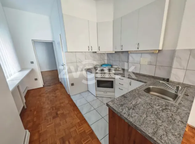 Pronájem kanceláře, Zlín, Sokolská, 78 m2
