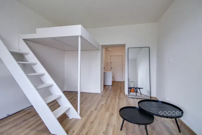 Pronájem bytu 1+kk, Praha - Vysočany, Staromlýnská, 31 m2