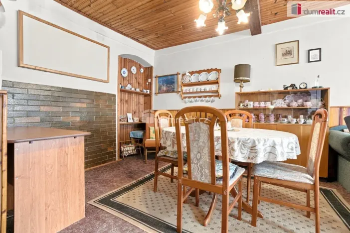 Prodej rodinného domu, Boží Dar, 180 m2