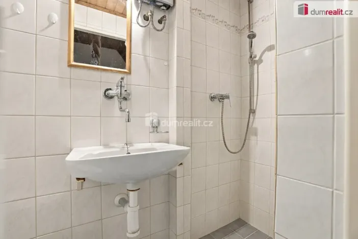 Prodej rodinného domu, Boží Dar, 180 m2