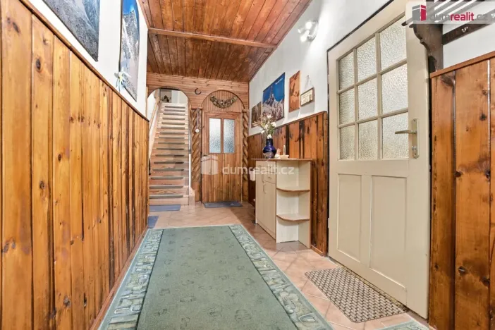 Prodej rodinného domu, Boží Dar, 180 m2