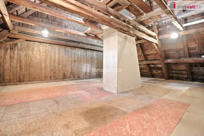 Prodej rodinného domu, Boží Dar, 180 m2